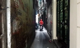 U40 một lần nông nổi: Mua nhà ngõ sâu, bán chẳng được ở cực thân