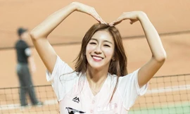 Dàn hoạt náo viên xinh đẹp không kém Idol của CLB bóng chày Hàn Quốc