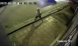 Vụ chết 2 năm vẫn ký xác nhận nhà đất: Người dân bị ném chất bẩn để dằn mặt?