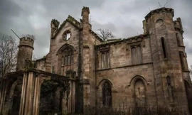 Những căn nhà nổi tiếng không ai dám mua