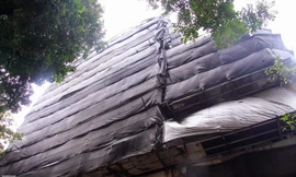 Công trình sai phép số 26, 28, 30 phố Nhà Chung (phường Hàng Trống).