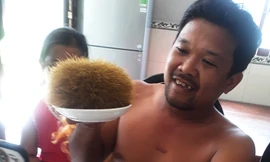 Vật nghi là cát lợn được anh Thái cất giữ. Ảnh: Bảo Anh.