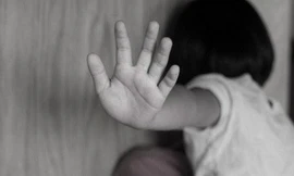 Bé gái 14 tuổi mang thai 6 tháng, nghi bị cậu ruột xâm hại