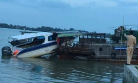 Hiện trường vụ tai nạn trên sông. Ảnh: A.L.