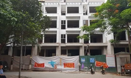 Dừng xây 18 nhà liền kề xây dựng “chiếm” lối đi chung của dân