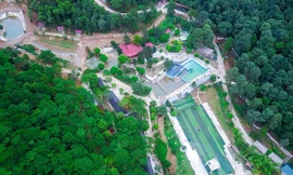 Rừng phòng hộ Sóc Sơn bị tàn phá nghiêm trọng do các sở ngành liên quan, các cấp chính quyền buông lỏng quản lý, thiếu trách nhiệm.