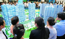 Nghề môi giới bất động sản đang đối mặt với nhiều thách thức trong năm 2018. Ảnh: K.H.