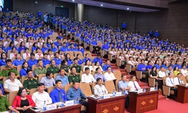 Thường trực Tỉnh ủy Ninh Bình đối thoại với cán bộ, đoàn viên, thanh, thiếu nhi