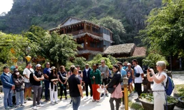 Ninh Bình đón trên 235.000 lượt khách trong 3 ngày Tết