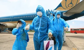 Cựu phó phòng thuộc Cục Hàng không nhận 'bôi trơn' 20 tỷ, chia cho cấp dưới 244 triệu đồng