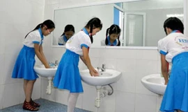 Nhà vệ sinh trong một trường học 