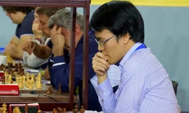 Với những thành tích ấn tượng trong những vòng đấu tại Olympiad Cờ vua trên đất Georgia, Đội tuyển cờ vua Việt Nam đã được Nam A Bank thưởng “nóng” 10.000$