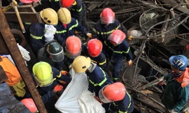 Hiện trường vụ sập dàn giáo.