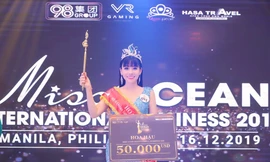 Tài năng và bản lĩnh- Tân hoa hậu Phạm Bích Thủy nhận được nhiều lời khen ngợi trong đêm chung kết.