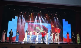 ‘Màu cờ tôi yêu’: Ngân vang giai điệu về Đảng