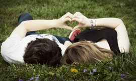 Những kỷ niệm bên anh sẽ chẳng bao giờ em quên được