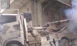 Phe nổi dậy Syria oanh tạc bằng đại bác kiểu cổ