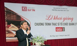 TS. Nguyễn Minh Lợi, Phó Cục trưởng Cục Khoa học Công nghệ & Đào tạo, Bộ Y tế, phát biểu tại Lễ khai giảng