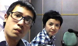 Viết Duy và BTV Phương Hiền, đồng nghiệp của anh trong nhiều chương trình phát thanh