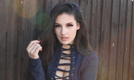 Nhan sắc nóng bỏng của hot girl 9X Mỹ