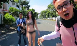 Khi ca từ nhạc hit xâm lấn đời sống giới trẻ Việt