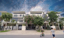 Chọn trung tâm, sống đông đúc hay chọn ven đô, sống thoáng đãng?