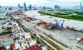 Cảng Khánh Hội đang được di dời để mở rộng đường Nguyễn Tất Thành