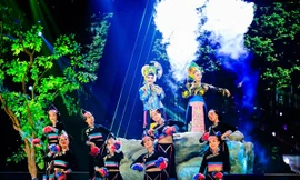 Đàm Vĩnh Hưng nhờ nghệ sĩ chầu văn soạn lời cho học trò thể hiện