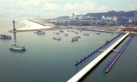 Mục sở thị cửa ngõ mới thăm vịnh di sản