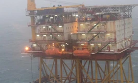 Công trình biển của Vietsovpetro trong cơn bão số 9 