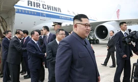 Chuyến bay của hãng hàng không Air China đưa nhà lãnh đạo Triều Tiên Kim Jong-un tới Singapore hồi tháng Sáu năm ngoái. (Nguồn: Kyodo)