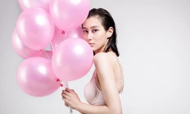 Nét đẹp hiện đại của cô gái 27 tuổi đăng quang HH Hoàn vũ Trung Quốc