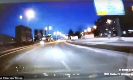 Đồn đoán lạnh lùng về chớp sáng bí ẩn trên bầu trời Nga 