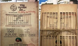 Nhiều dân mạng tỏ ra thích thú với thiệp cưới của đôi uyên ương Hữu Công - Thủy Tiên. Ảnh chụp màn hình. 