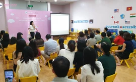  Chương trình đã thu hút được đông đảo sự tham dự của cha mẹ và bé