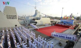 Hải quân Việt Nam thượng cờ 2 tàu hộ vệ tên lửa Gepard 3.9