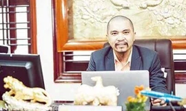 Nguyễn Hữu Tiến (34 tuổi, quê quán Thanh Hóa, Chủ tịch HĐQT Công ty cổ phần VNCOINS, tọa lạc quận 1, TP.HCM).