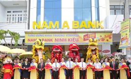 Tưng bừng khai trương Nam A Bank Ninh Kiều tại số 230 Nguyễn Văn Cừ, Phường An Hòa, Quận Ninh Kiều, TP Cần Thơ.