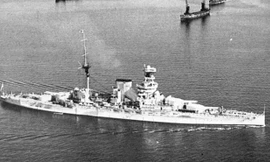 HMS Queen Elizabeth cập cảng năm 1936. Ảnh: Wikipedia.