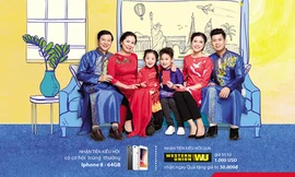 Chuyển tiền đón Tết, 16 người may mắn nhận thêm iPhone 8