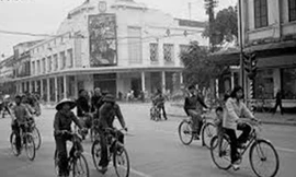 Ảnh ấn tượng về những chiếc xe đạp một thời gian khó