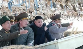 Nhà lãnh đạo Triều Tiên Kim Jong-un trong một chuyến thị sát đơn vị quân đội. (Ảnh minh họa: Yonhap)