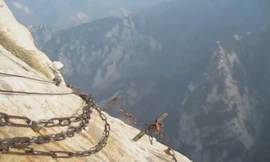 Trải nghiệm đường mòn nguy hiểm nhất thế giới