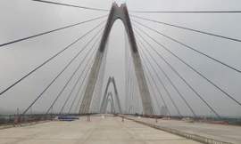 Cầu Nhật Tân đã chính thức nối liền hai bờ