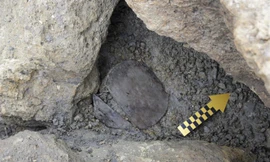 Chiếc hộp đựng đồ ăn được tìm thấy trên dãy Apls ở Thụy Sĩ