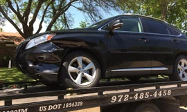 Ca sĩ Hồng Ngọc bị tai nạn xe hơi ở Mỹ