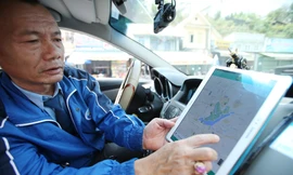 Cuộc đua ngôi vương xe công nghệ: Đồn đoán và những con số biết nói! 