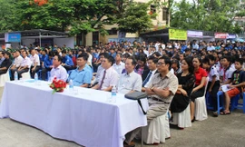 Hơn 1.000 đoàn viên, thanh niên, sinh viên tham gia ngày hội khởi nghiệp. 