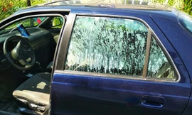 Ô tô suýt bị thiêu rụi vì chai nước bỏ quên: Bạn đừng nên bắt chước