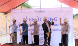 Ông Matt Wilson, Giám đốc Ngoại vụ Cấp cao, HEINEKEN Việt Nam phát biểu tại buổi lễ